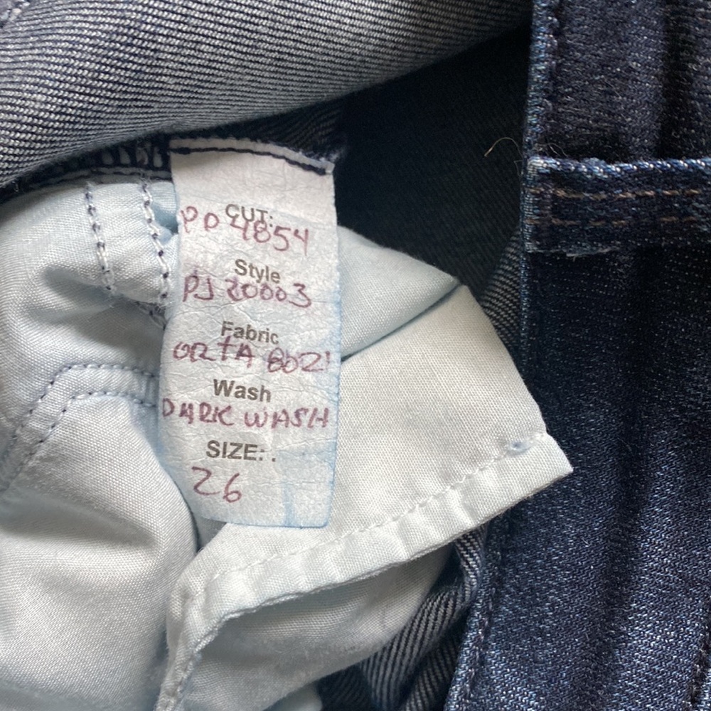 n: PHILANTHROPY Dark Wash Distressed Skinny Jeans - Picture 11 of 11